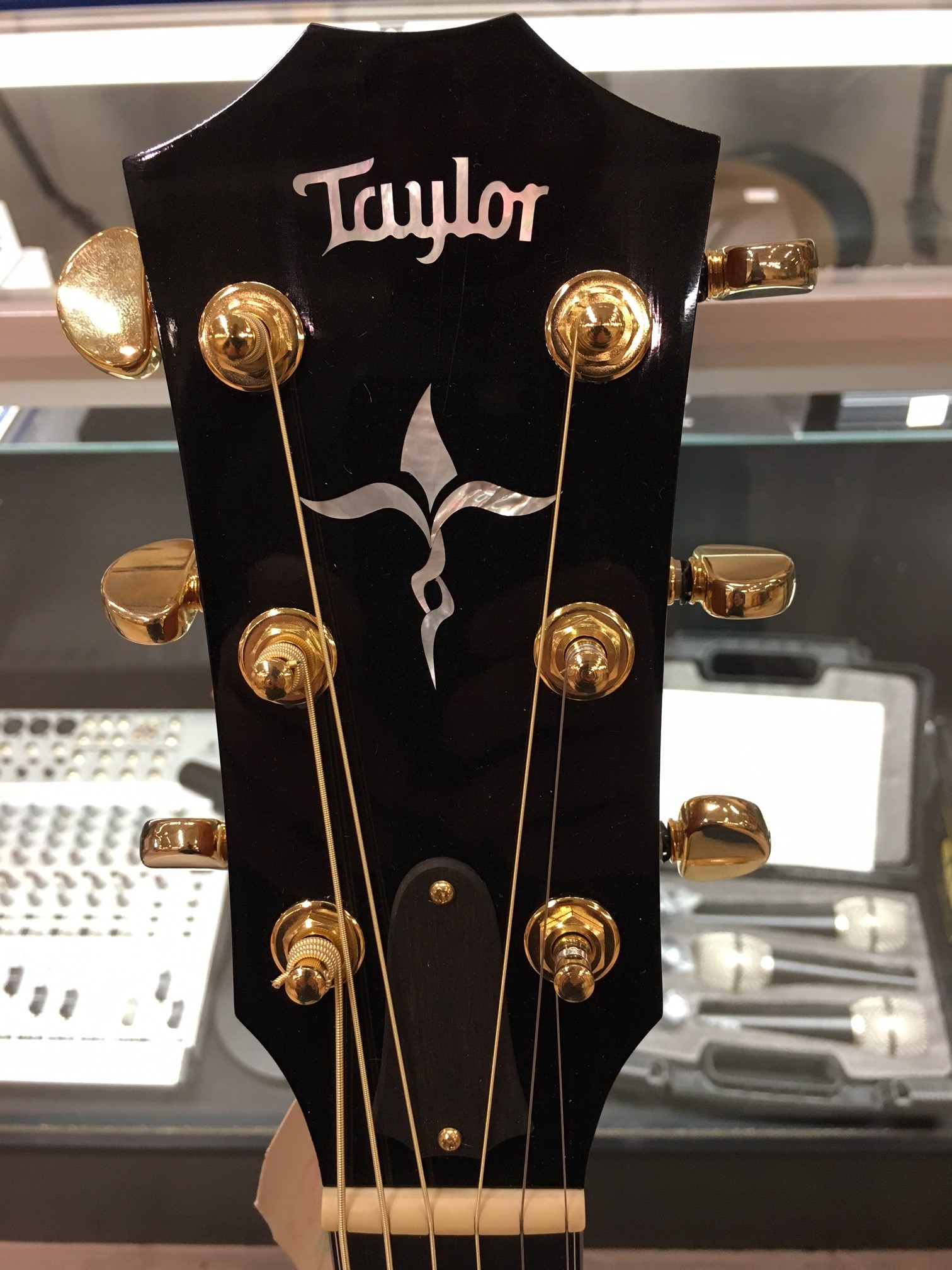 Taylor K-20C 2001 Koa Acoustic – Guitar Outlet